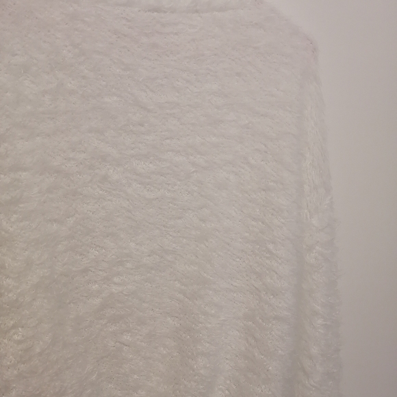 Zara - Picture 3 of 7